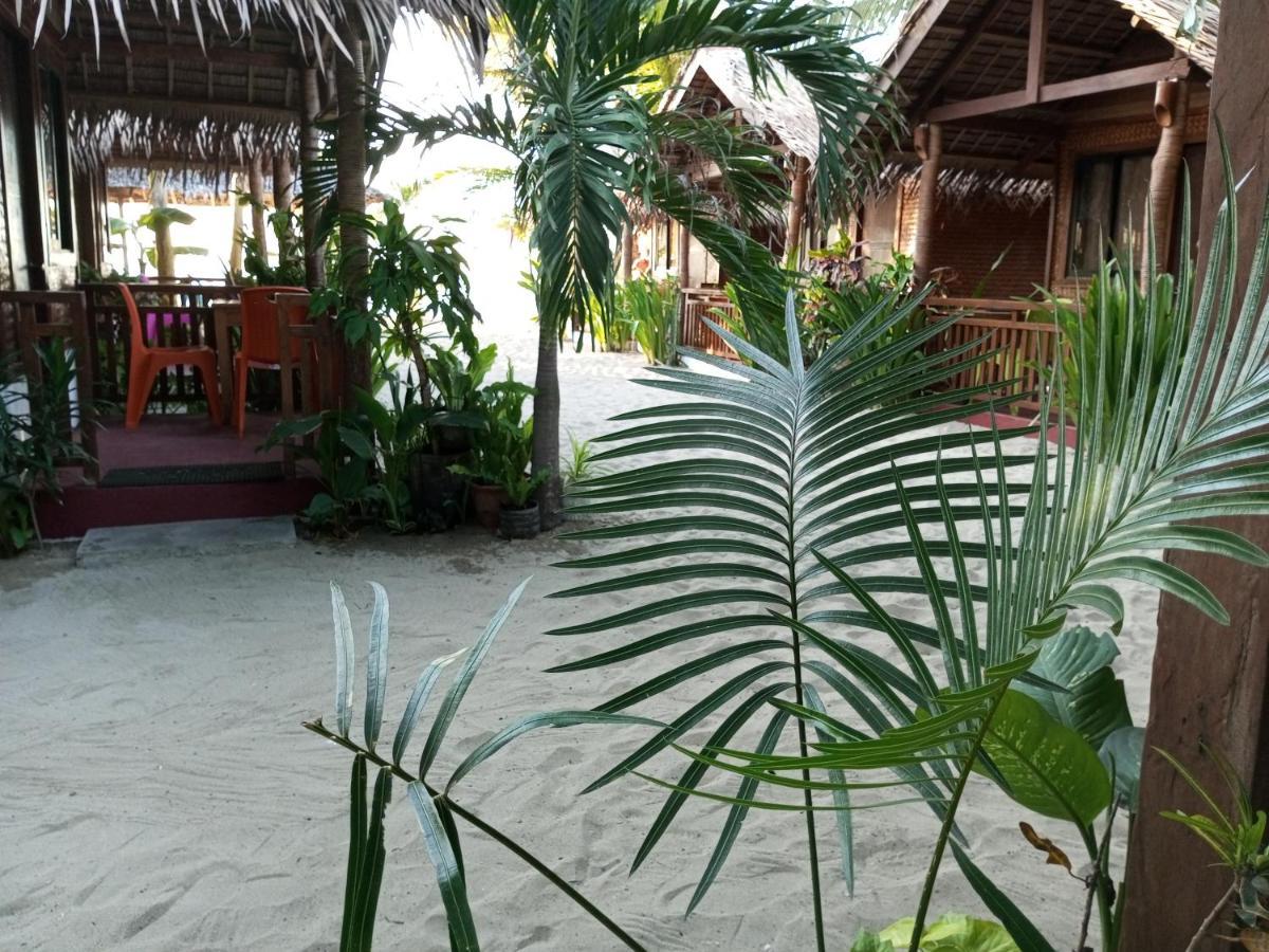Zhaya'S Beach & Cottages 爱妮岛 外观 照片