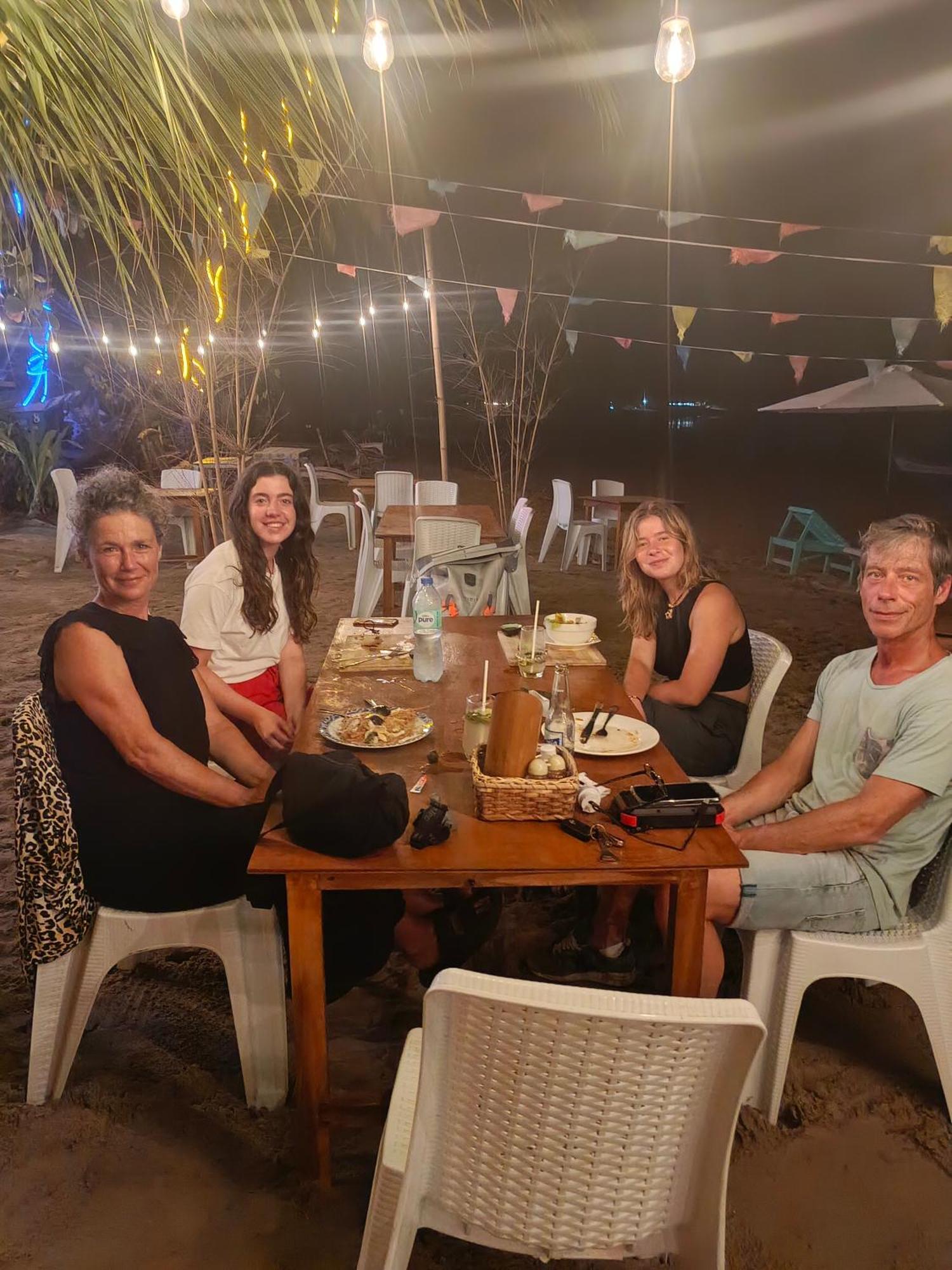 Zhaya'S Beach & Cottages 爱妮岛 外观 照片